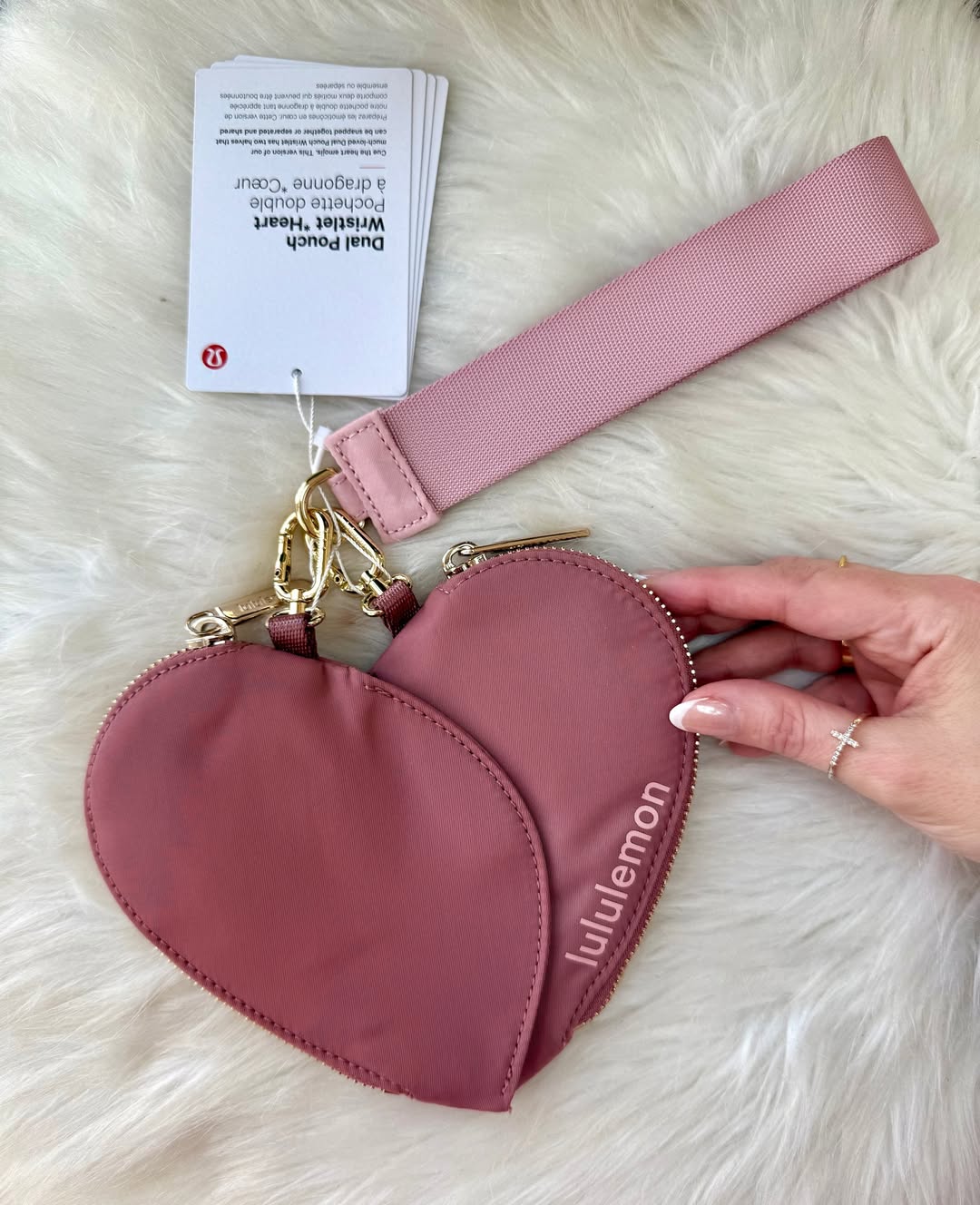【lululemon】 Dual Pouch Wristlet Heart Dual Pouch Wristlet *Heart | Bags | Lululemon FR