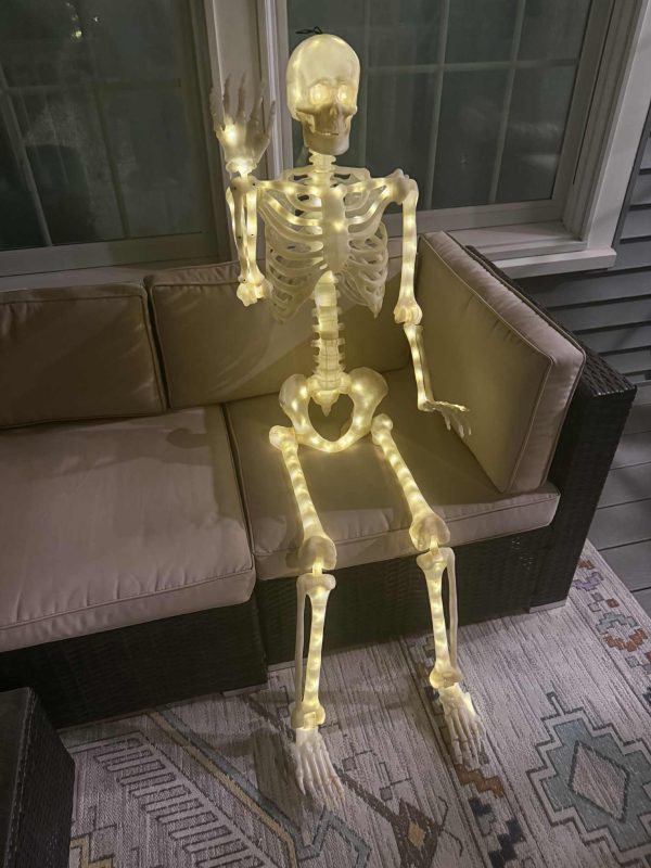 5ft Light-up Poseable Skeleton